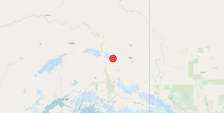 Magnitude 1.4 earthquake strikes near Paxson, Alaska
